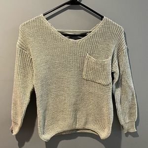 New WOT Women’s Size XS Cropped Sweater
